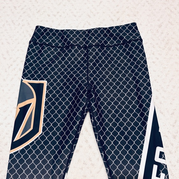Vegas Golden Knights Leggings Womens XL Hockey Fan Gear Sportswear Tights NHL - Picture 5 of 9